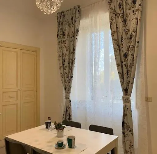 Dimora Incoronata * ואסטו