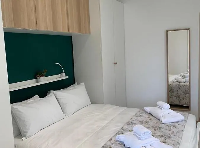 Dimora Incoronata ואסטו